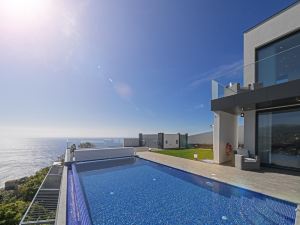 Seacrest (Madeira Villas)