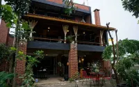 Villa Lira - Buah Batu Bandung 타만 텔콤 유니버시티 주변 호텔