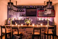 Hotel Egina Medellin - С баром