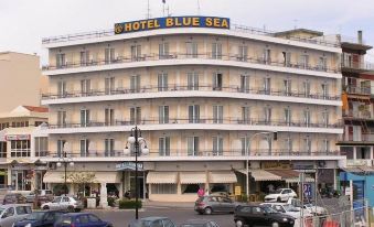 Blue Sea Hotel - Housity