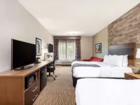La Quinta Inn & Suites by Wyndham Bloomington Hotels in Monroe County