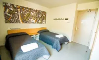 Alberg Pere Tarrés Hotels in Les Corts