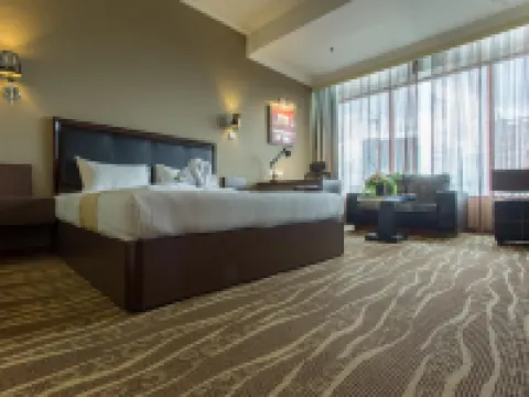 New York Hotel Hotels near Danga City Mall