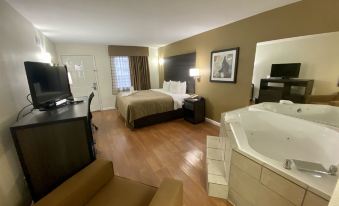 Quality Inn Branson - Hwy 76 Central