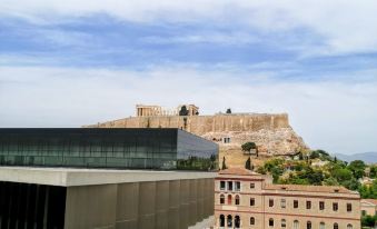 Acropolis Museum Grand Apartment