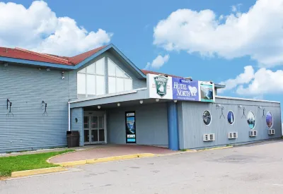 Hotel North Hotels near MacAulay＇s Lane (Rockcliff Cres.) Playground