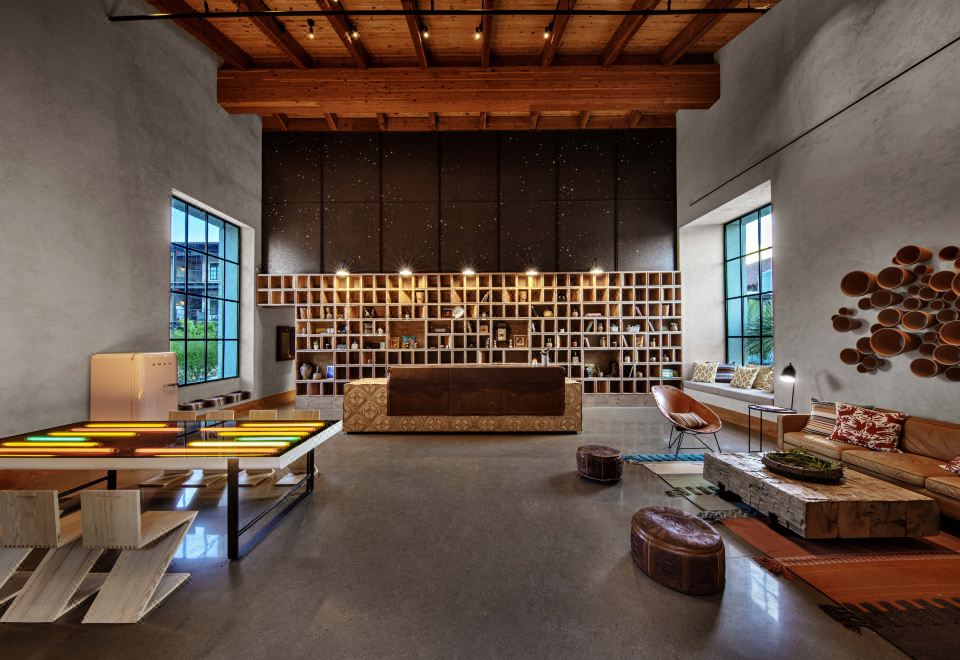 Texican Court by Valencia Hotel Group Over view