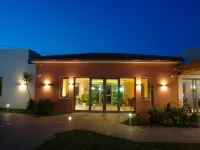 4 Epoches Hotel
