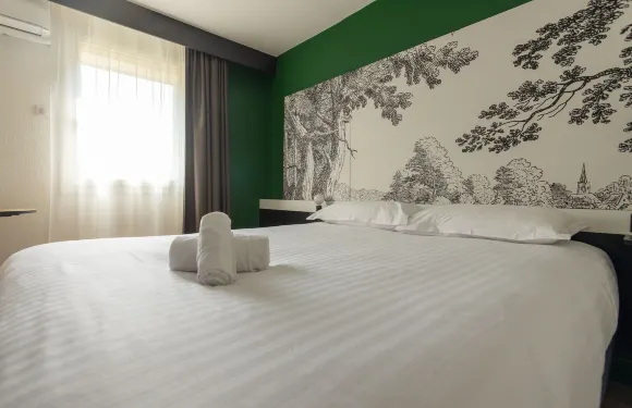 波爾多門海灣原創城市酒店