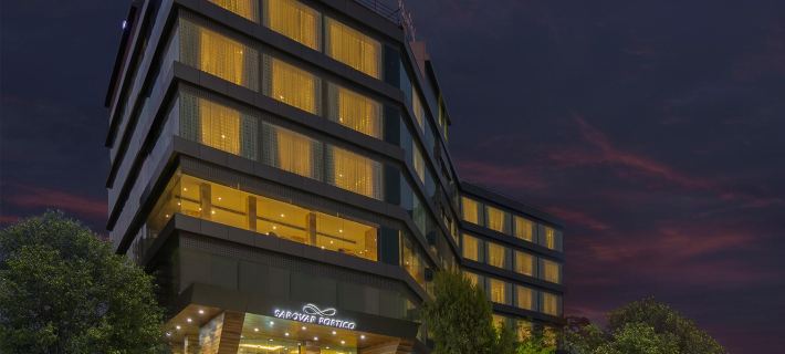 Hrj Sarovar Portico Indore Отели в г. Индор