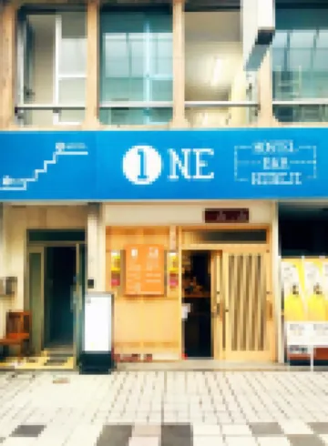 One Hostel&Standing Bar