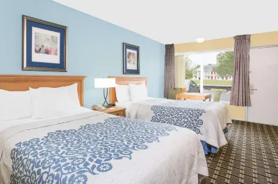 Days Inn by Wyndham Ruther Glen Kings Dominion Area Hotels in der Nähe von Eiffel Tower