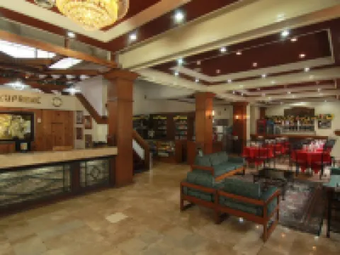 โรงแรมสุพรีม