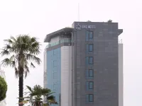 Eins Hotel Hotels near Daejeong