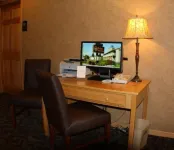 Budget Host Inn & Suites