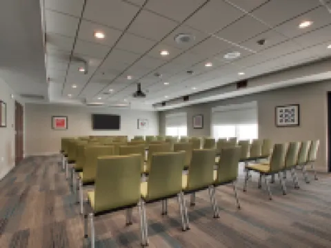 奧羅拉智選假日套房酒店-內珀維爾 奧羅拉酒店