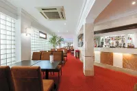 The Queens Hotel - bar