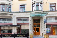 Best Western Hotel Bentleys Hotels near Norr Mälarstrand＇s Playground