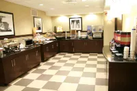 希爾頓歡朋酒店-託皮卡 - 早餐