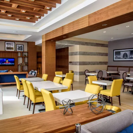 Hampton Inn by Hilton Piedras Negras