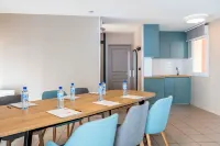 Appart'City Confort St Quentin en Yvelines - Bois d'Arcy - Business