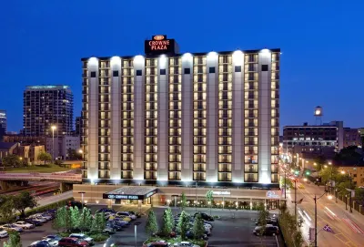 Crowne Plaza Chicago West Loop
