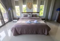 Villa il Nido Batulayar
