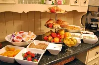 Woodlands - breakfast