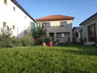 Casa Noastra Отели в г. 