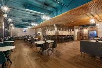 Aqua-Minsk Hotel Plus