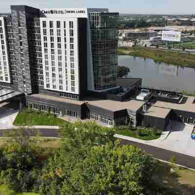 Omni Viking Lakes Hotel Exterior