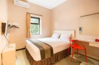 Mine Home Hotel Cihampelas