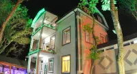 Zateryanny Ray U Mashuka Hotel Complex
