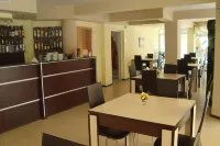 Menada Ravda Apartments Hotels in Pomorie
