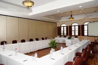 The Crane Resort Hotels in Manderley Gardens