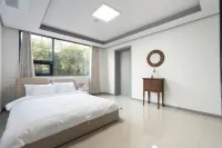 Taean Merbelle Poolvilla Hotels near Anheungseong