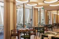 Lumen Hotel & the Lisbon Light Show - breakfast