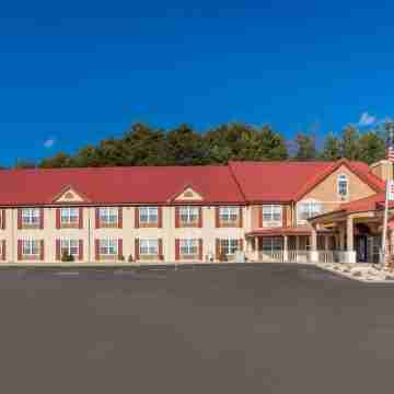 Red Roof Inn & Suites Corbin Hotel Exterior