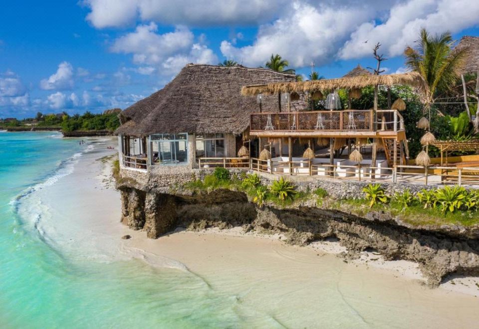 코럴 록 호텔 잠비아니