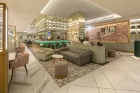 The Emerald House Lisbon, Curio Collection by Hilton - bar