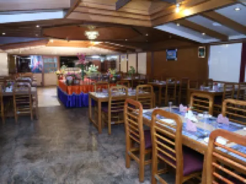 花園酒店 貢伯戈訥姆酒店