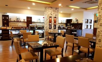 Weekend Hotel Apartments