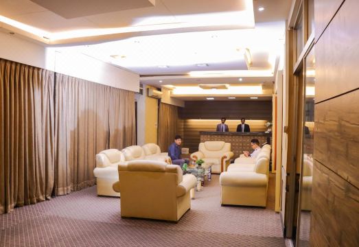 1. 호텔 어포드 인..