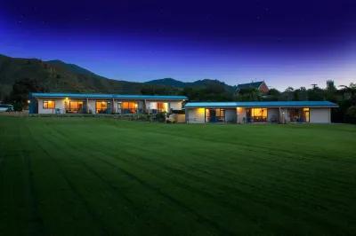 Bay Vista Waterfront Motel Hotel a 