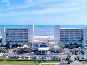 DoubleTree Suites by Hilton Melbourne Beach Oceanfront