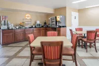 Howard Johnson by Wyndham Dalton - breakfast