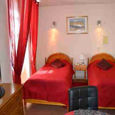 Logis Hostellerie de la Poste Rooms