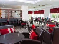 Holiday Inn Express SWINDON WEST by IHG Hotels in Swindon