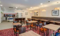 法蘭克福市中心希爾頓歡朋酒店 - 早餐