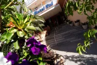 Tent Arenal Hotels in Ел Аренал